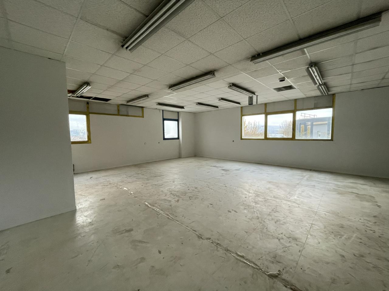 Local d'activité Meythet 852m² Location local d'activité Meythet Haute-Savoie OLACT2318022 14